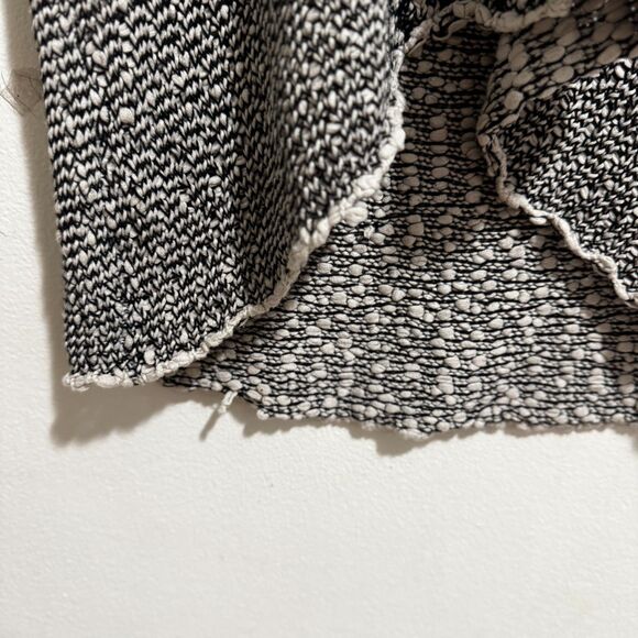 CAbi Black White Textured Knit Tank Top Sleeveless – Size Medium - Picture 2 of 6